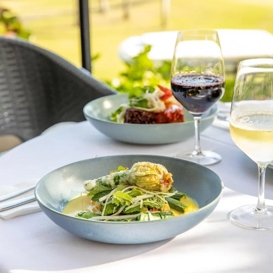 Noosa Springs Golf & Spa Resort