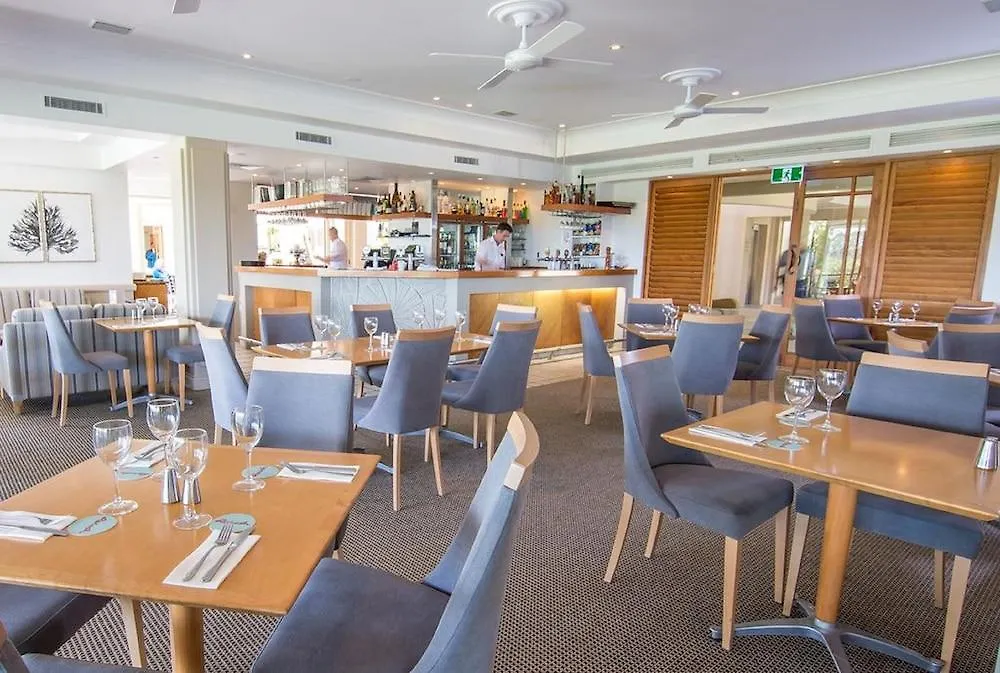 ****  Noosa Springs Golf & Spa Resort Australia