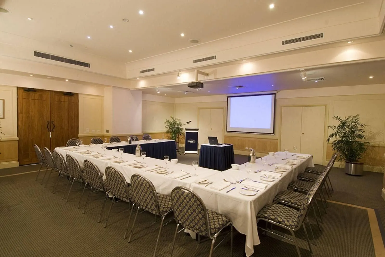 Noosa Springs Golf & Spa Resort